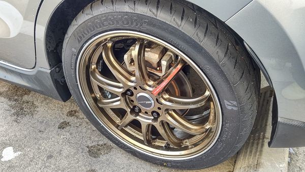 スイフトスポーツ（ZC33S）ワーク製アルミホイール「ワーク
