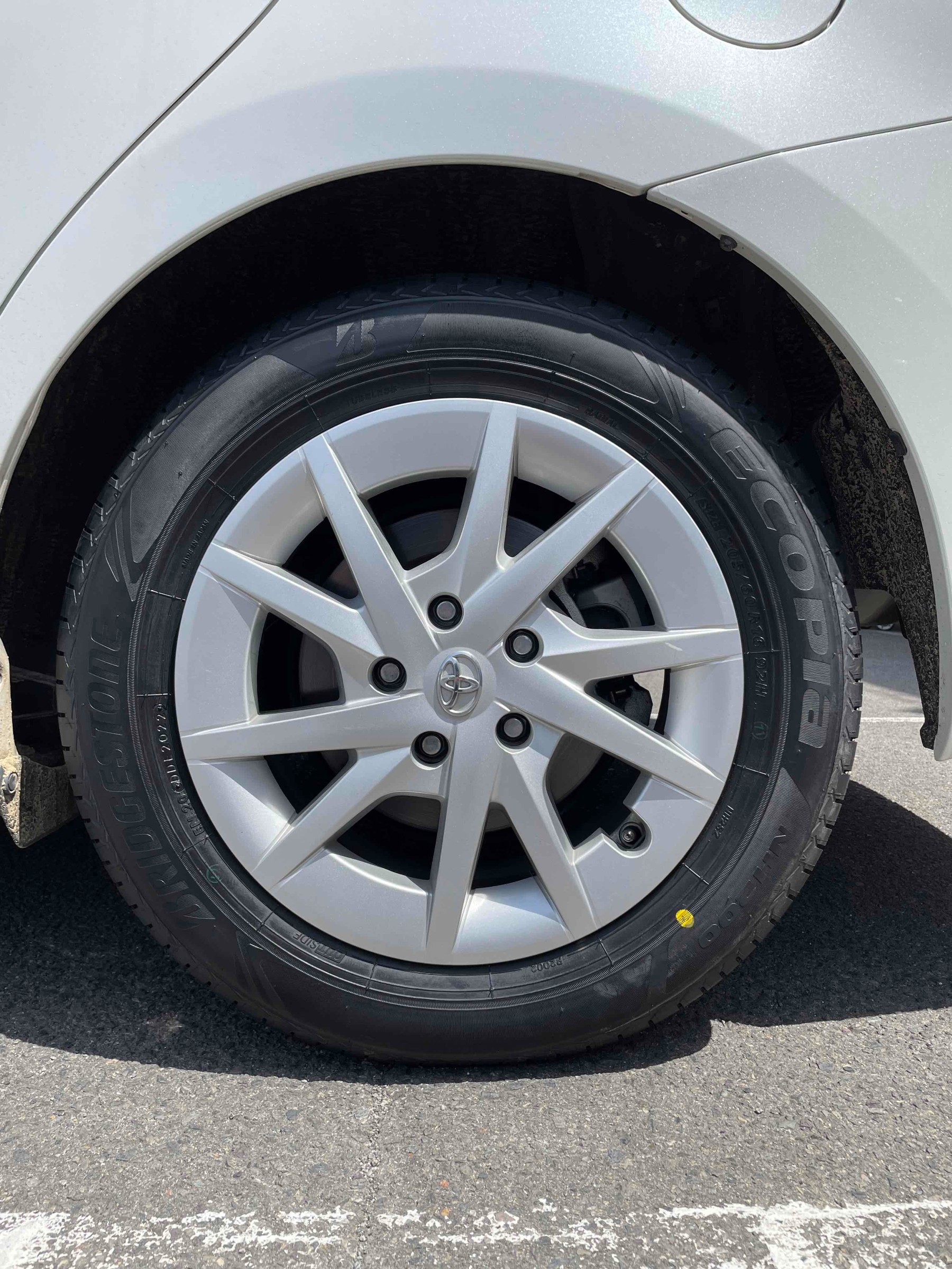 どうしても、このタイヤがおススメなんです！！！[トヨタ プリウス