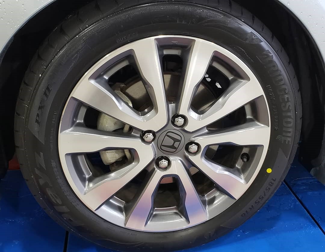 ｆｉｔタイヤ交換 ｐｘ 装着 ホンダ フィット タイヤ タイヤ ホイール関連 乗用車用タイヤ交換 スタッフ日記 ミスタータイヤマン 桜井 奈良県のタイヤ カー用品ショップ ブリヂストンのタイヤ専門店