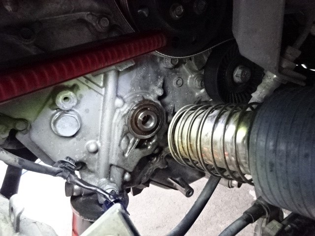 トヨタ８６クラッチoh 三菱アイのクランクプーリーシール交換 キャンターオイル交換 50プリウスのアライメント調整 トヨタ 86 メンテナンス商品 カー用品取付 足回り関係取付 スタッフ日記 ミスタータイヤマン M Tech ブリヂストンのタイヤ専門店 ミスター