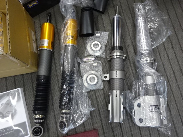 Grヤリスの車高調来ました トヨタ ヴィッツ メンテナンス商品 カー用品取付 足回り関係取付 スタッフ日記 ミスタータイヤマン M Tech ブリヂストンのタイヤ専門店 ミスタータイヤマン