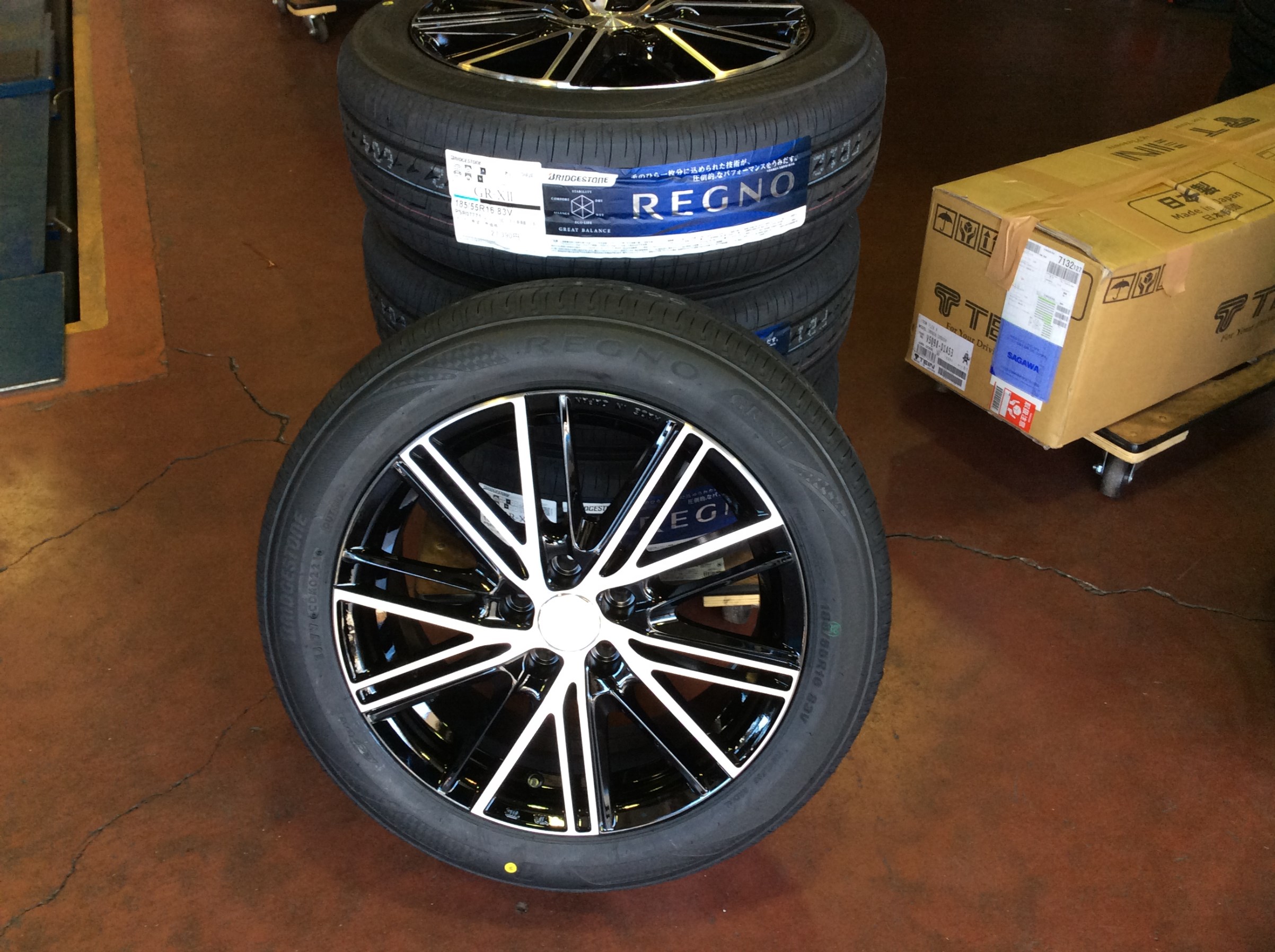 最終値下げ 170系シエンタ タイヤホイール 185/55r16(トヨタ 最終値下げ 170系シエンタ タイヤホイール 185/55r16(トヨタ
