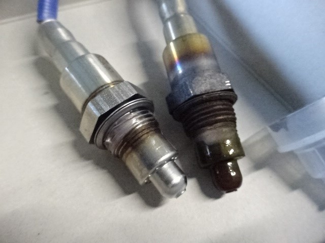 ZC33SスイフトスポーツのO2センサー交換・STI R205 GRBにアルミ