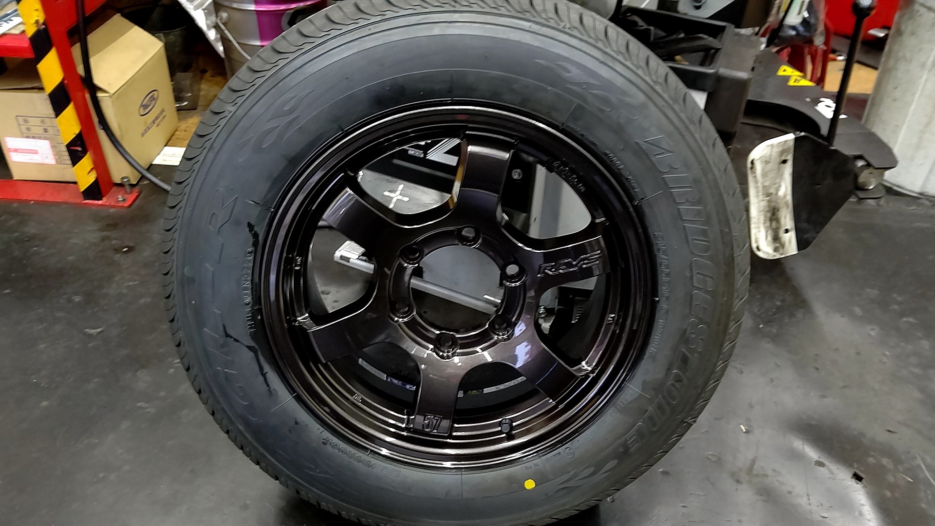 楽天市場】車検対応 ハイエース 200系 タイヤホイールセット 16