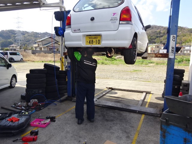 Ha23vアルトバン修理失敗 カローラスポーツ シエンタ セレナのタイヤ交換 デェイズの車検整備 スズキ アルトワークス4wd メンテナンス商品 カー用品取付 メーター類取付 スタッフ日記 ミスタータイヤマン M Tech ブリヂストンのタイヤ専門店 ミスタータイヤマン