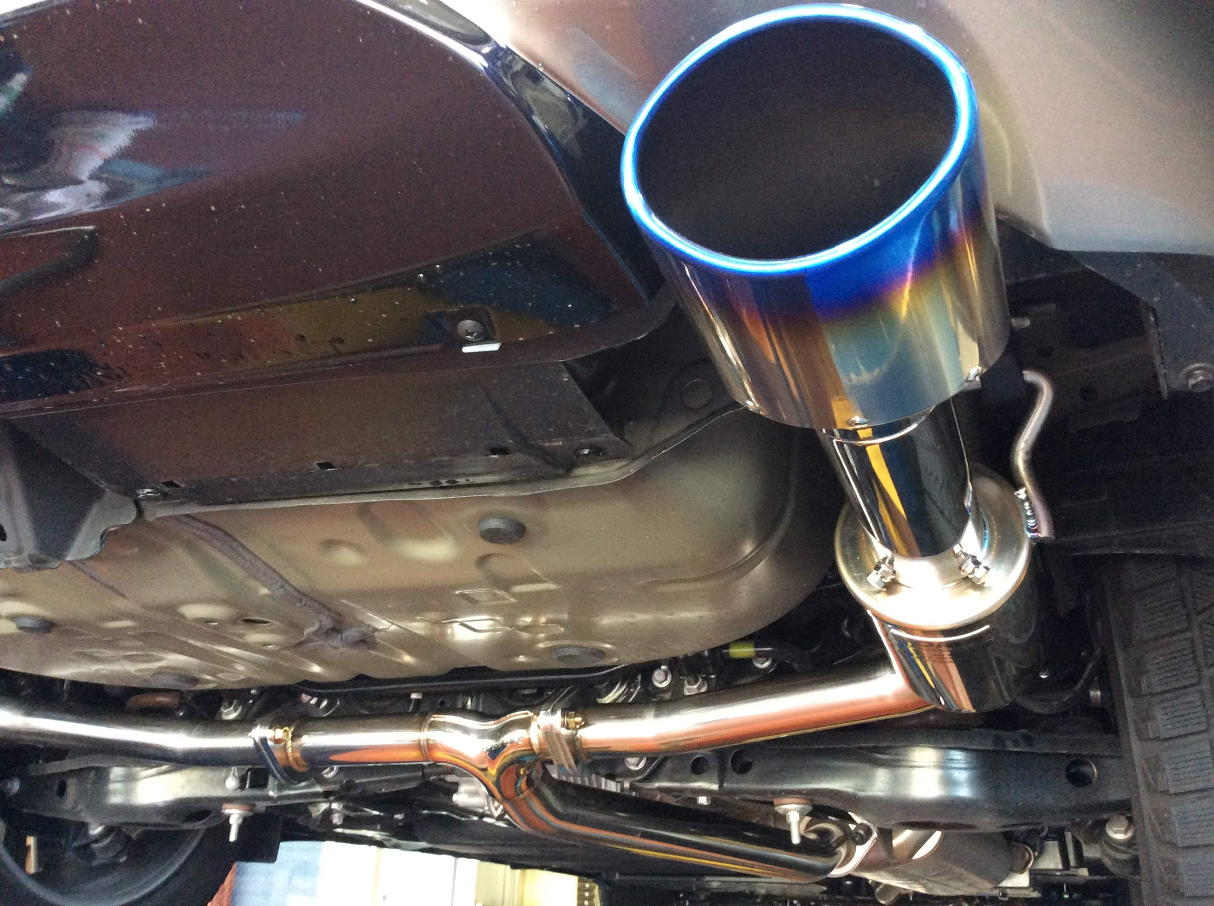 テールフィニッシャーはチタンカラー♫