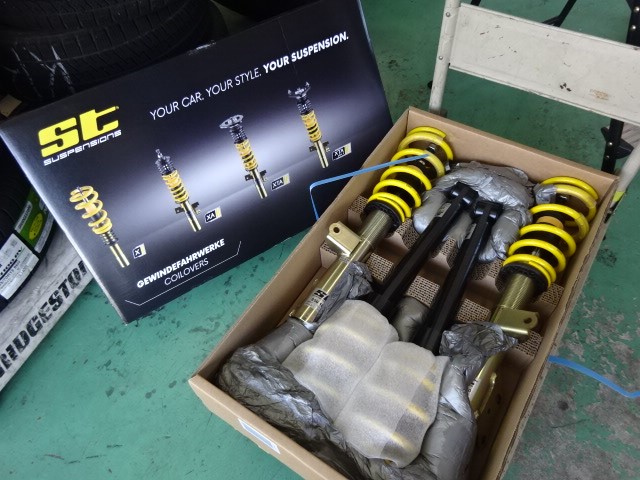 ベンツa180にkw車高調 ワゴンｒのホイール交換 トラック夏用タイヤ オイル交換 メルセデス ベンツ Aクラス その他 カー用品取付 足回り関係取付 スタッフ日記 ミスタータイヤマン M Tech ブリヂストンのタイヤ専門店 ミスタータイヤマン