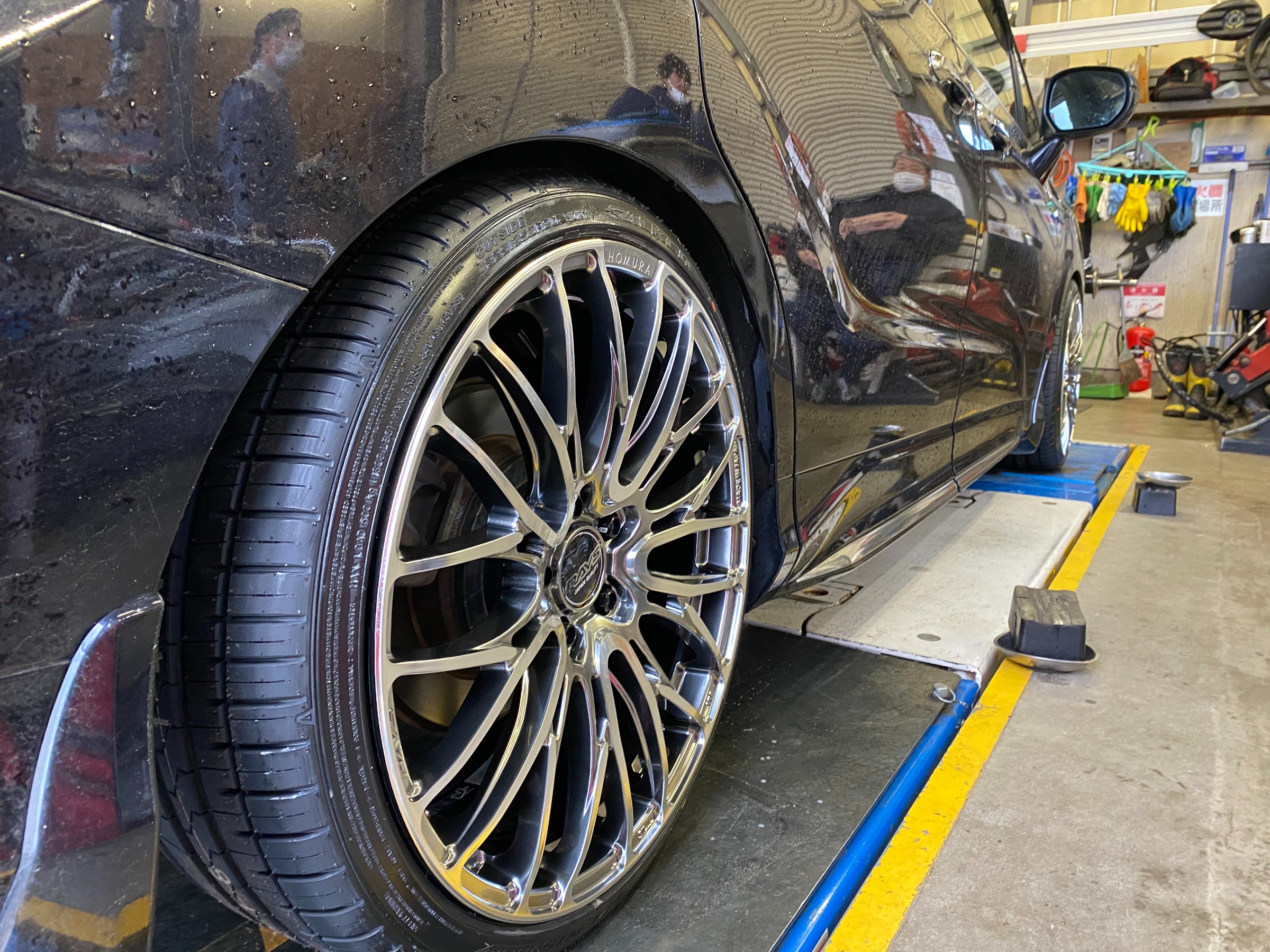 大幅値下げok!！ ホンダ オデッセイ 純正タイヤ、アルミタイヤ付き