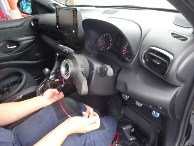 DDM GR YARIS ステアリングコラムエクステンダー 買い物三昧