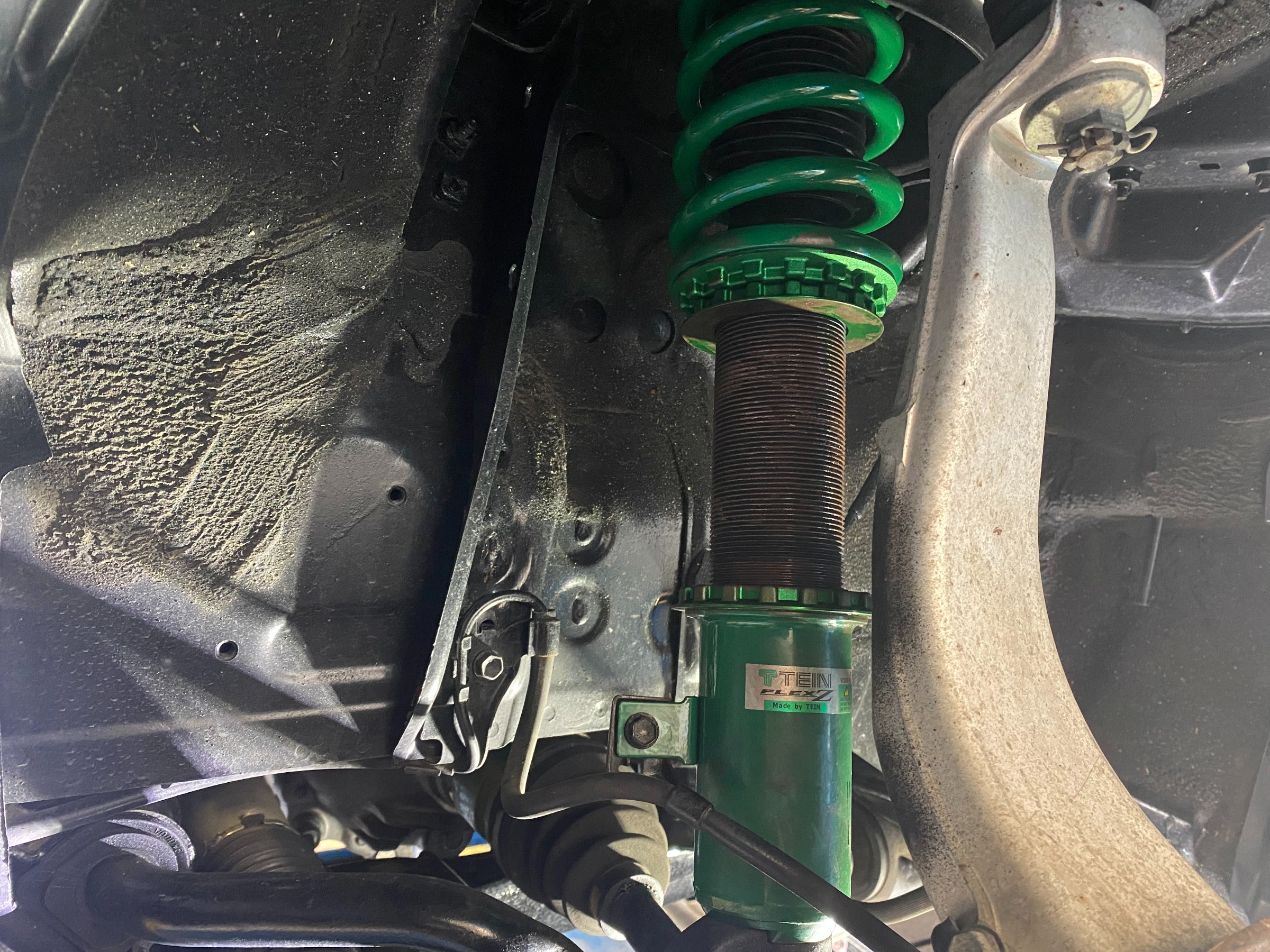 マークXさん、車高調取り付け TEIN FLEX Z | トヨタ マークX