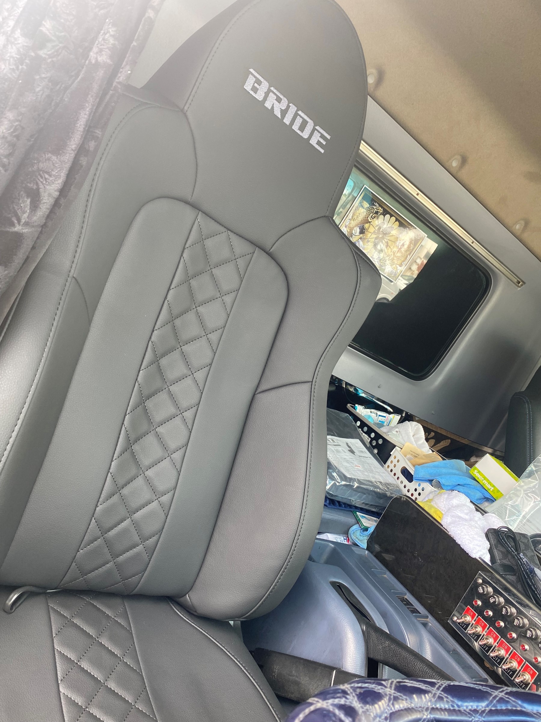 初めてのお仕事 トラックのシート交換 ブリッド Zaou その他 彰の営業日誌 ミスタータイヤマン 広尾 北海道のタイヤ カー用品ショップ ブリヂストンのタイヤ専門店