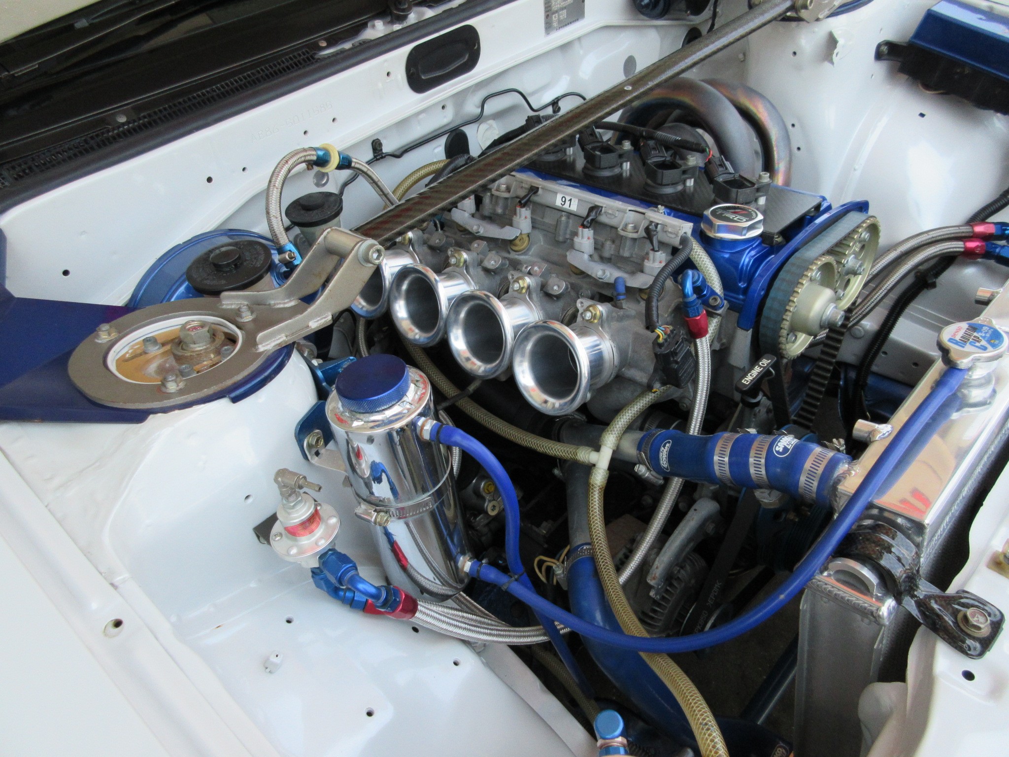 Ae86改改 Zc3１sスイフトスポーツ プリウスのタイヤ交換 セレナパット交換 アルファードの買取査定 トヨタ 86 メンテナンス商品 オイル関連 エンジンオイル交換 スタッフ日記 ミスタータイヤマン M Tech ブリヂストンのタイヤ専門店 ミスタータイヤマン