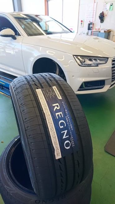 アウディA4タイヤ交換（REGNO装着）ほか | アウディ A4 タイヤ タイヤ
