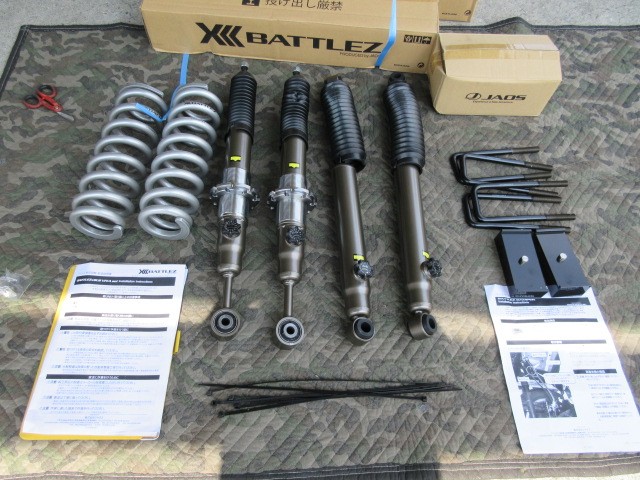 GUN125 ハイラックストラックカスタム JAOS車高調＆FUELゼファー