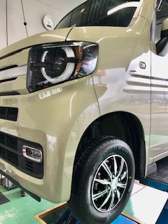 ホンダn Vanのアルミホイール タイヤ交換 ホンダ N Van タイヤ タイヤ ホイール関連 ホイール交換 スタッフ日記 ミスタータイヤマン 松山平井 愛媛県のタイヤ カー用品ショップ ブリヂストンのタイヤ専門店