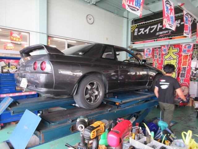 BNR32です Calsonic Skyline (GT-R (BNR32 Gr.A) 1993 JTC Champion