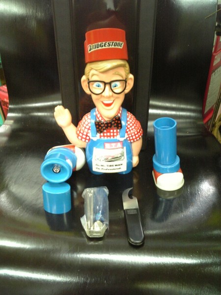 タイヤマンの本家メカタイヤマンやで~。 | スタッフ日記 | ミスター