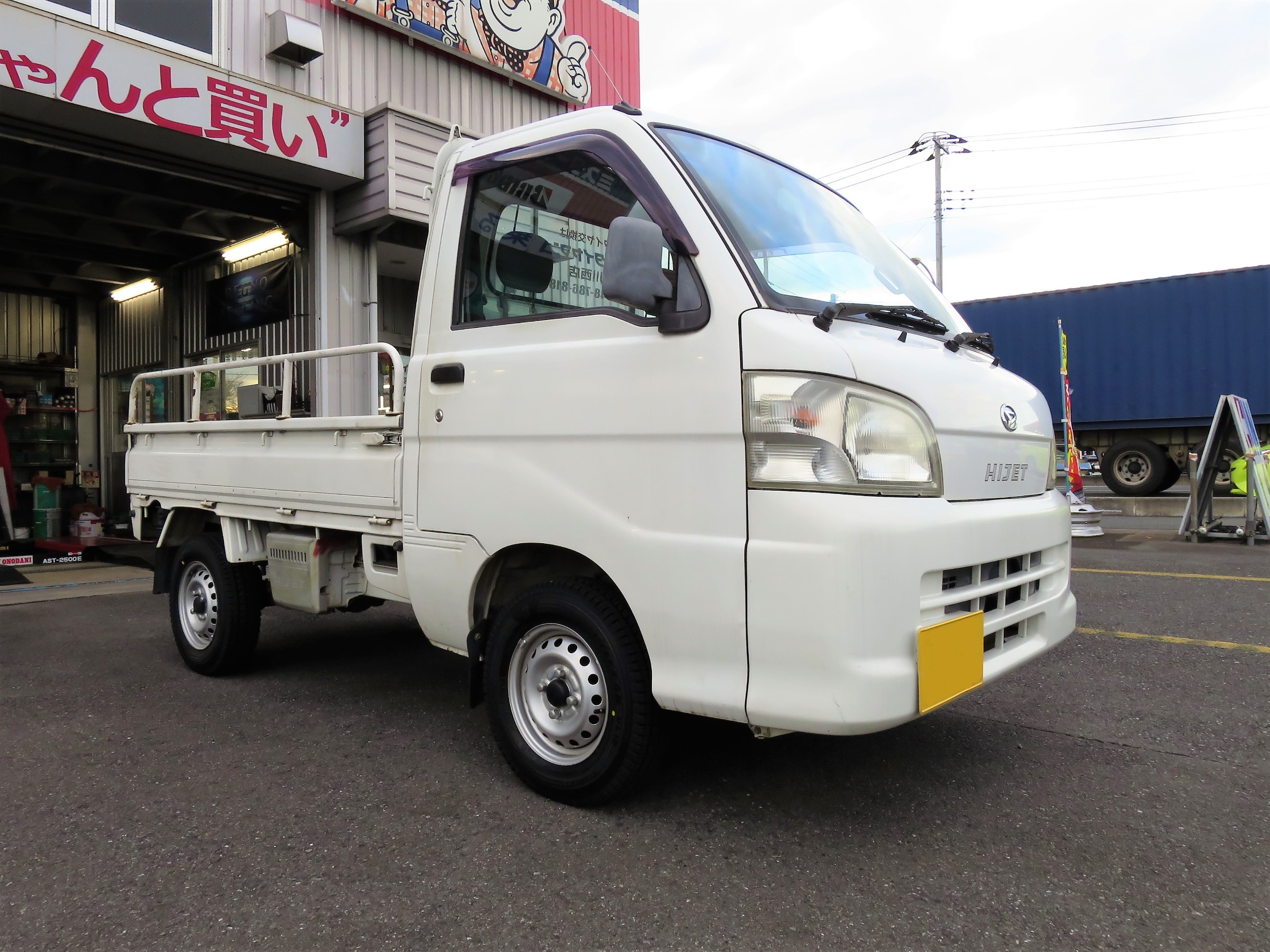 働く車のスタッドレス BLIZZAK VL10 | ダイハツ ハイゼット タイヤ