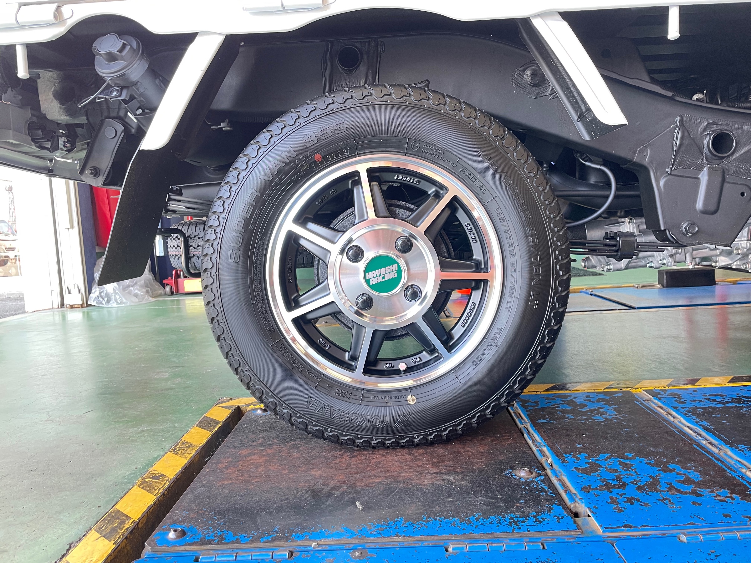 ハヤシレーシング！アルミホイール装着⭐︎ | スタッフ日記 | ミスター