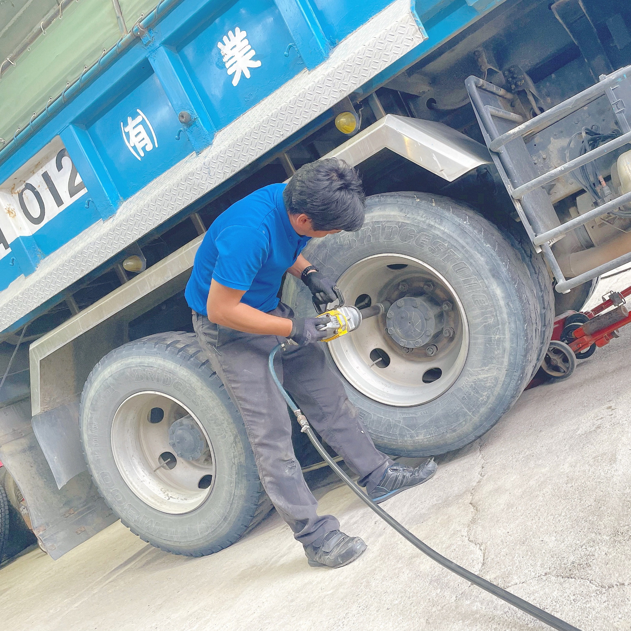 ダンプの作業中です＾＾