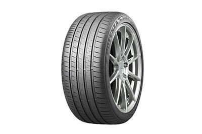 新型「フェアレディZ」の新車装着用タイヤに、あのタイヤがっ