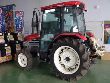 燃える男の 赤いトラクター スタッフ日記 ミスタータイヤマン 那須店 栃木県のタイヤ カー用品ショップ ブリヂストンのタイヤ専門店