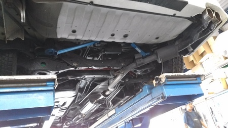 エルグランドe52 中間マフラー