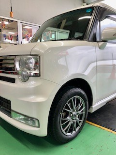 ムーブコンテカスタム純正タイヤ