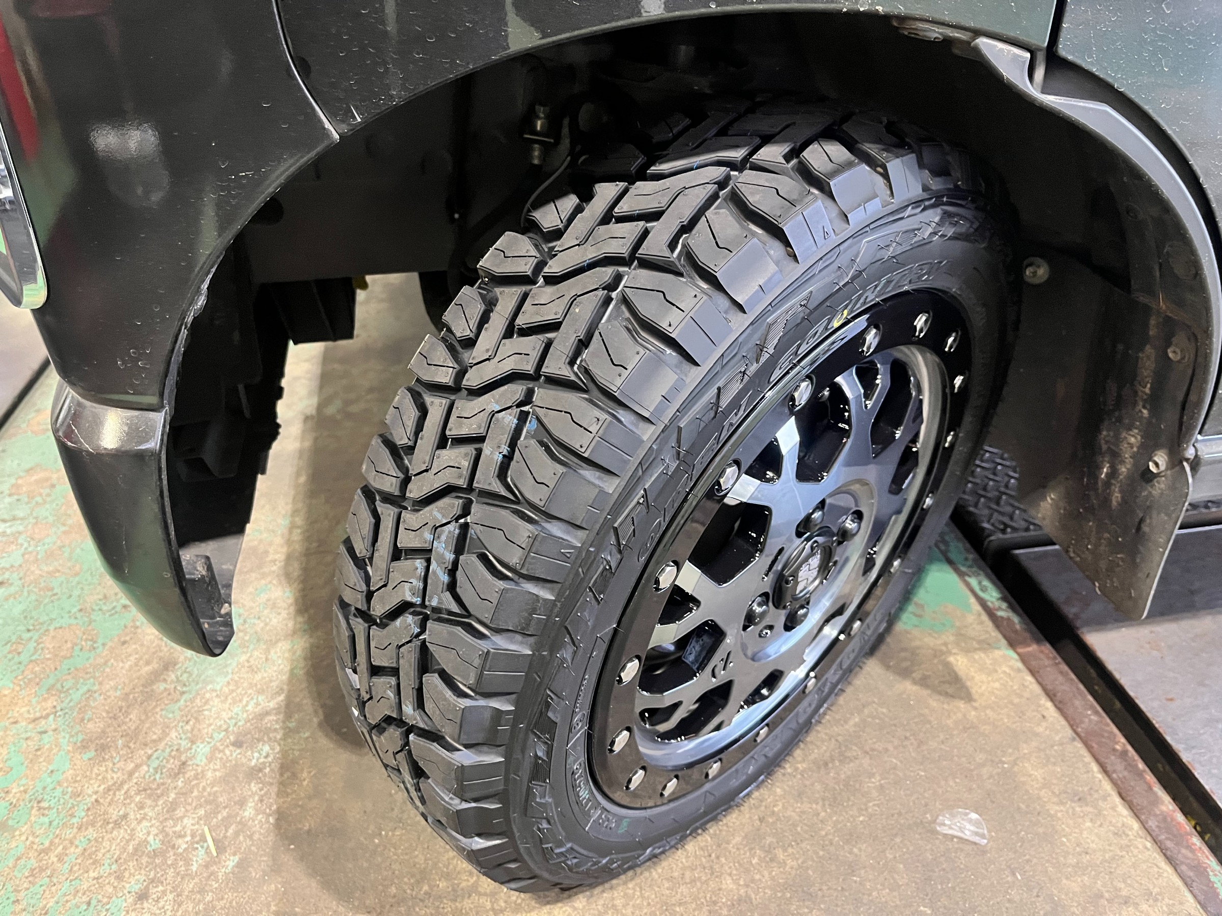 ダイハツ　ハイゼットカーゴ　タイヤホイールセット NANKANG リフトアップ マッドタイヤ ハイゼットカーゴ S320V