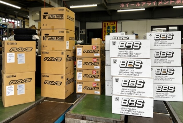 ホイール入荷の画