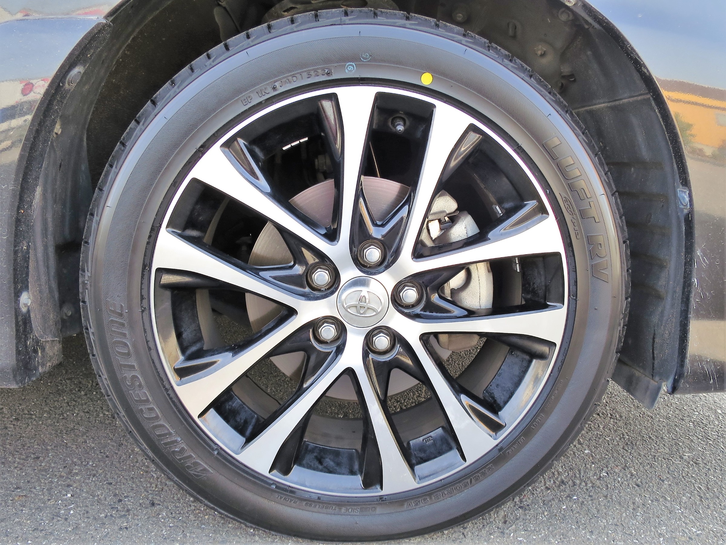 「高評価！」注目のレビュ トヨタ エスティマにBRIDGESTONE LUFT RVを装着 | トヨタ タイヤ・ホイール