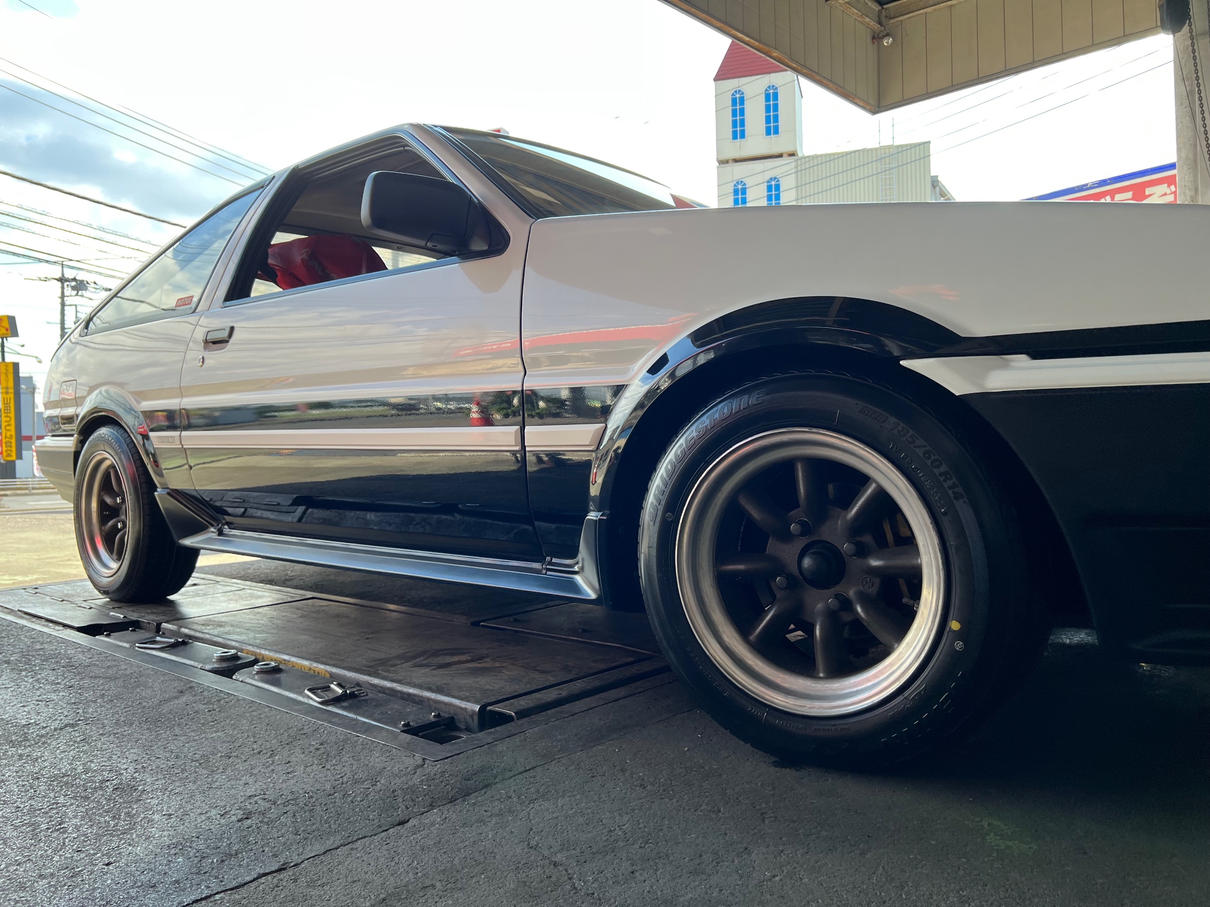 AE86 タイヤ交換 | トヨタ 86 タイヤ タイヤ・ホイール関連 AE86 タイヤ交換 | トヨタ 86 タイヤ タイヤ・ホイール関連