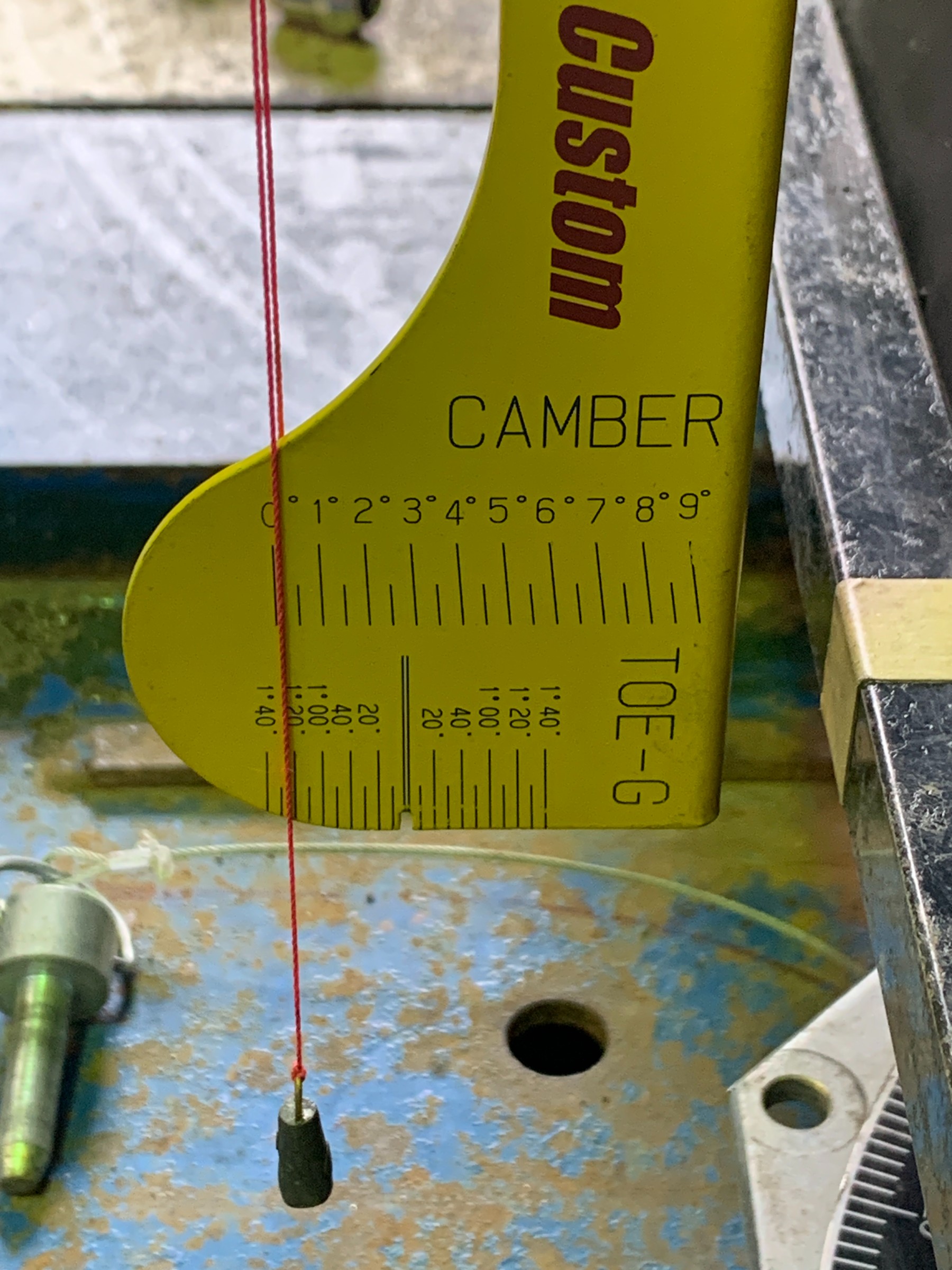 トヨタ タコマ アライメント調整 | タイヤマン藻岩の日常 | ミスター