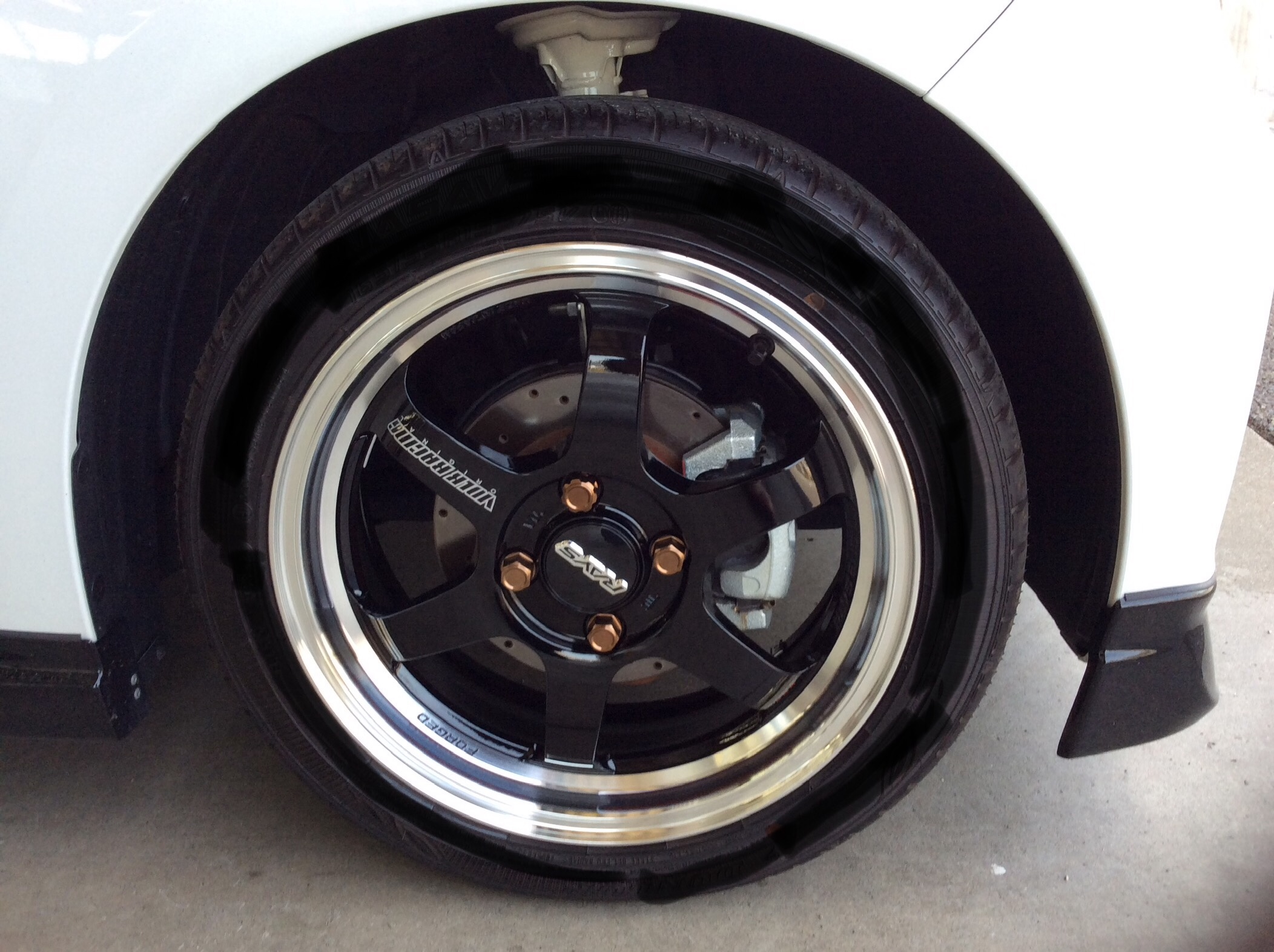 タイヤ・ホイール nonnon Hotsprings 東北🔥 ルッチーニタイヤ装着エントリー車両のご紹介