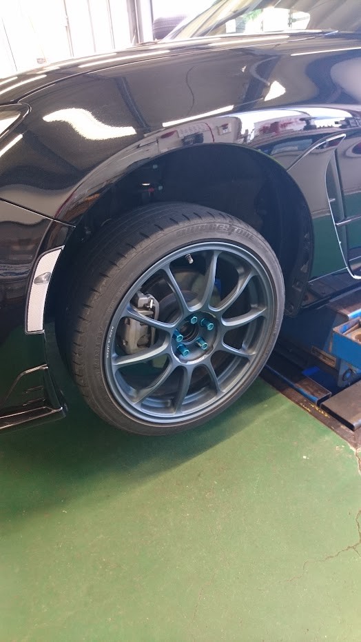 スバルBRZにタイヤ＆アルミホイール装着 | スバル BRZ ホイール タイヤ