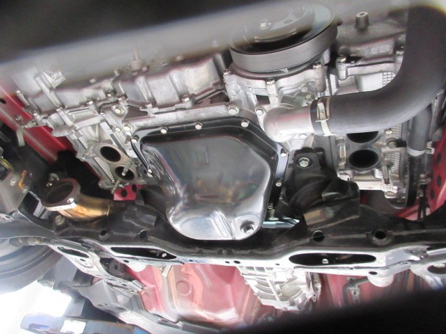 ZN6 86後期にHKSエキマニ・ミニキャブブレーキパッド×・ベリーサの