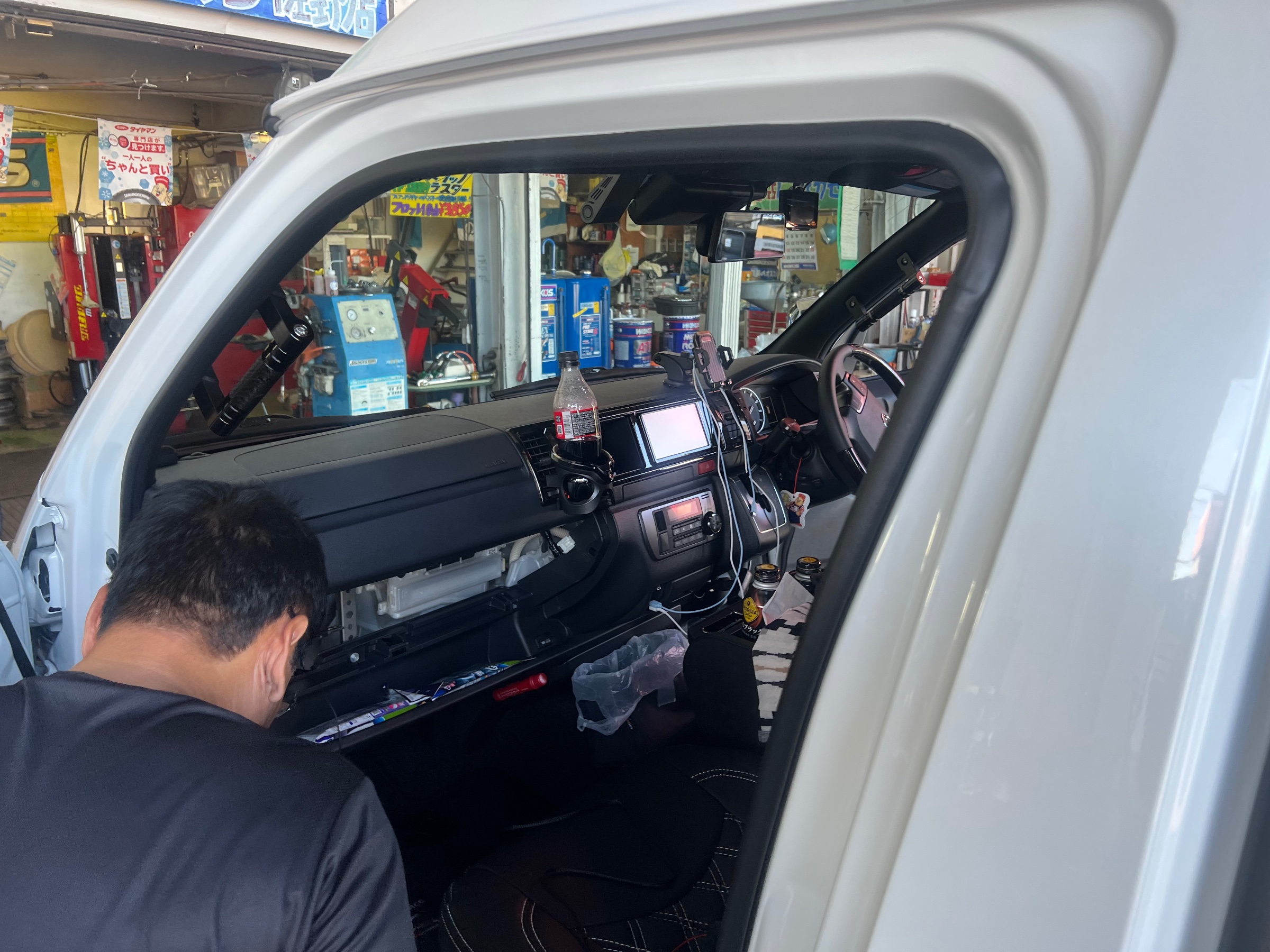 GR8 ハイエース　ドアトリムカバー 楽天市場】【GR8】ドアトリムカバー ハイエース 左右2セット
