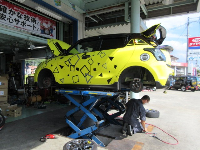 J Concepts Ruptures [ラプチャース] 2.2インチ タイヤ J Concepts Ruptures [ラプチャース] 2.2インチ タイヤ