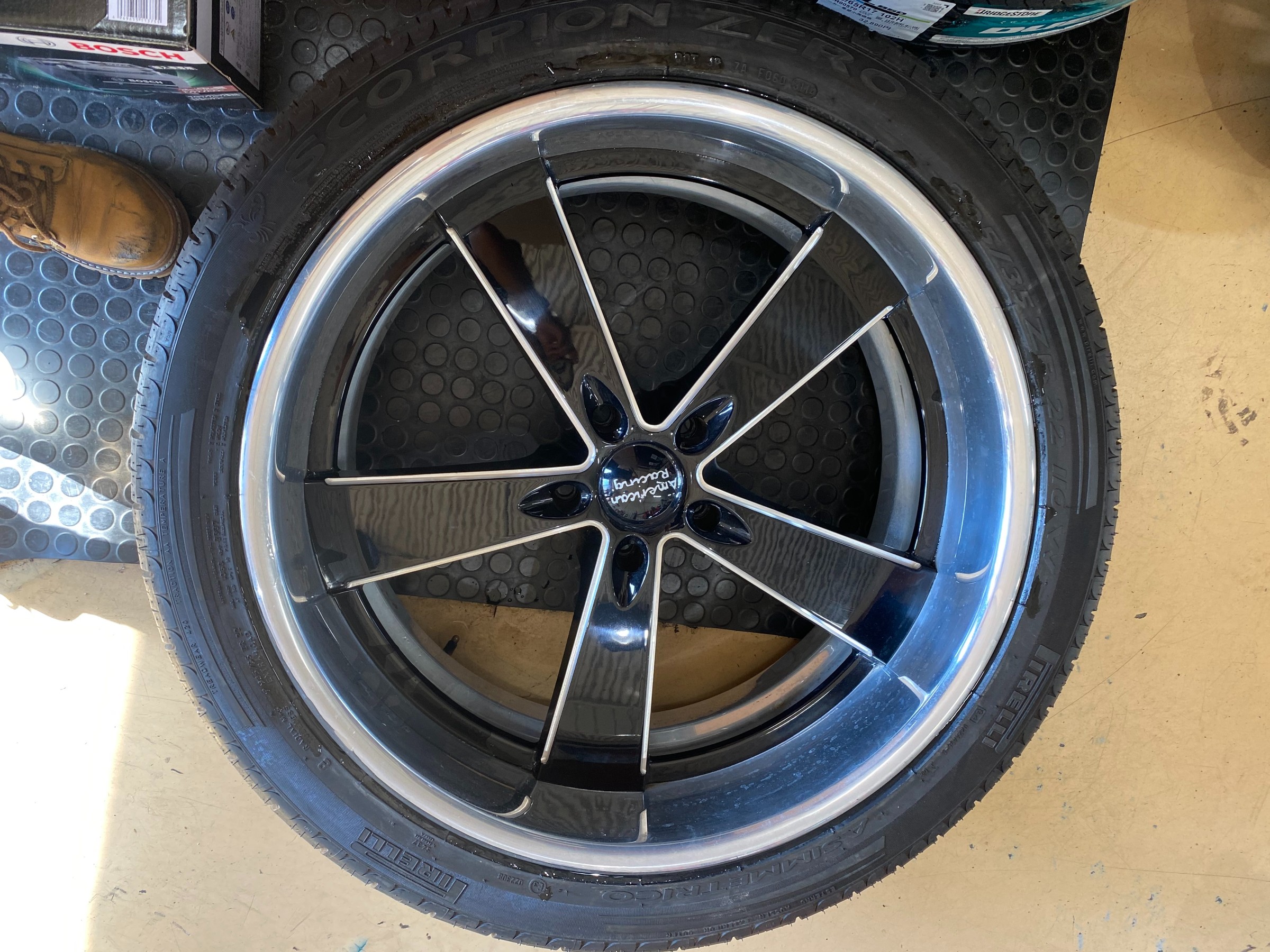 リム漏れ。。。(>_<) | シボレー タイヤ タイヤ・ホイール関連