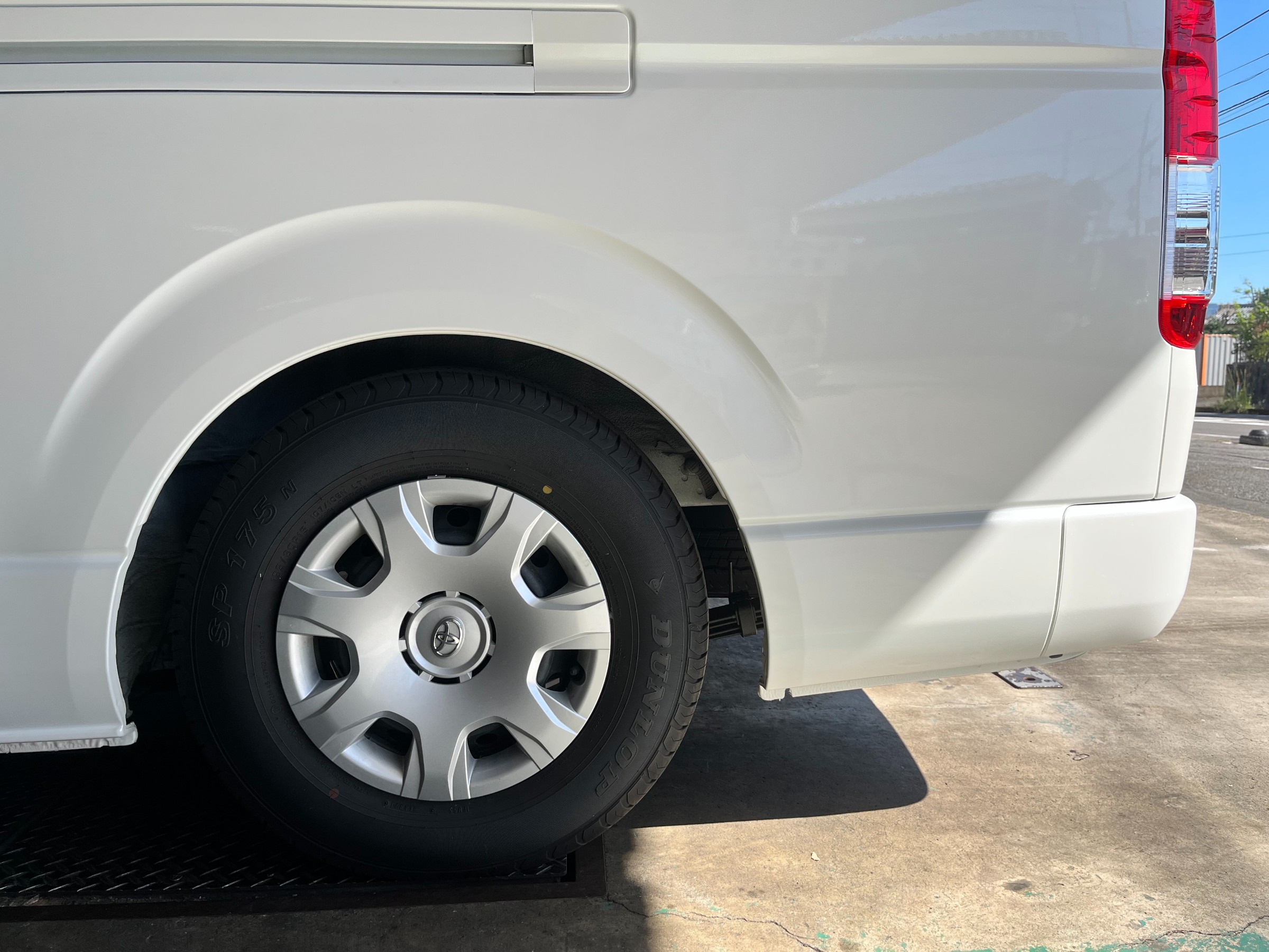 ハイエース　車高調 Amazon | TEIN (テイン) 車高調【 STREET ADVANCE Z 】トヨタ