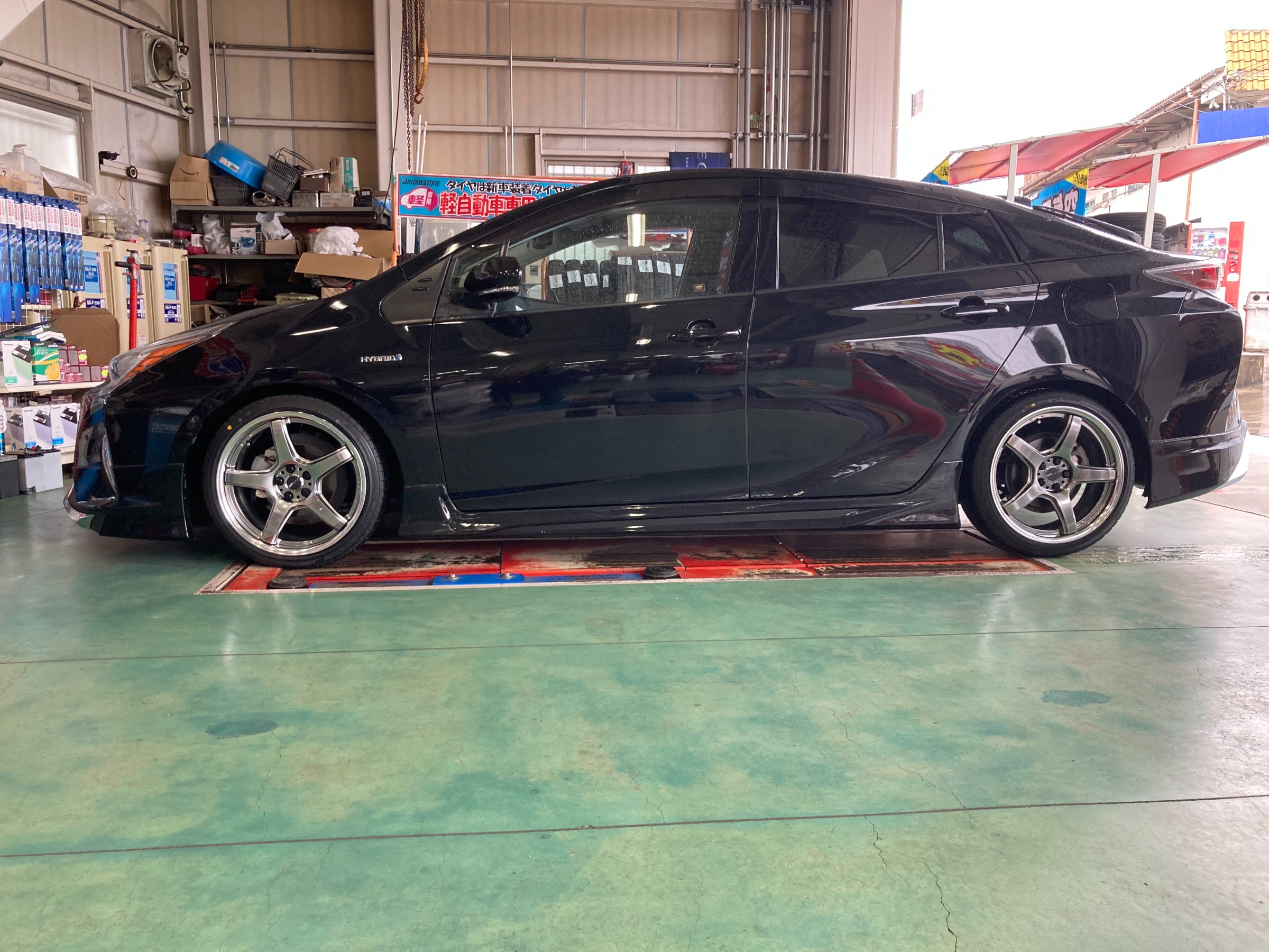 51 プリウス！ | トヨタ プリウス | スタッフ日記 | ミスター