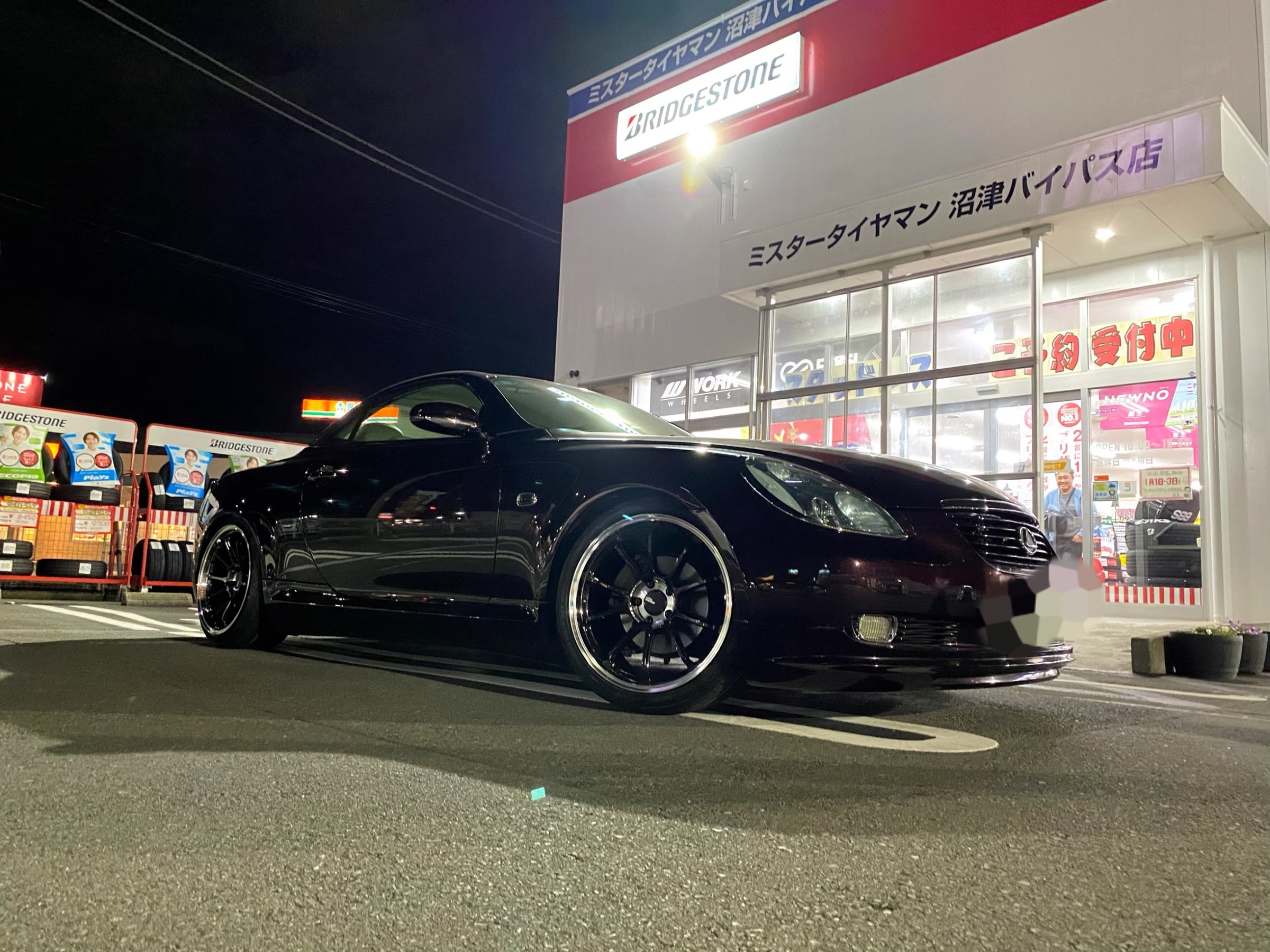 最強カスタム‼︎ 40ソアラにアドバンレーシングRZ-DF2