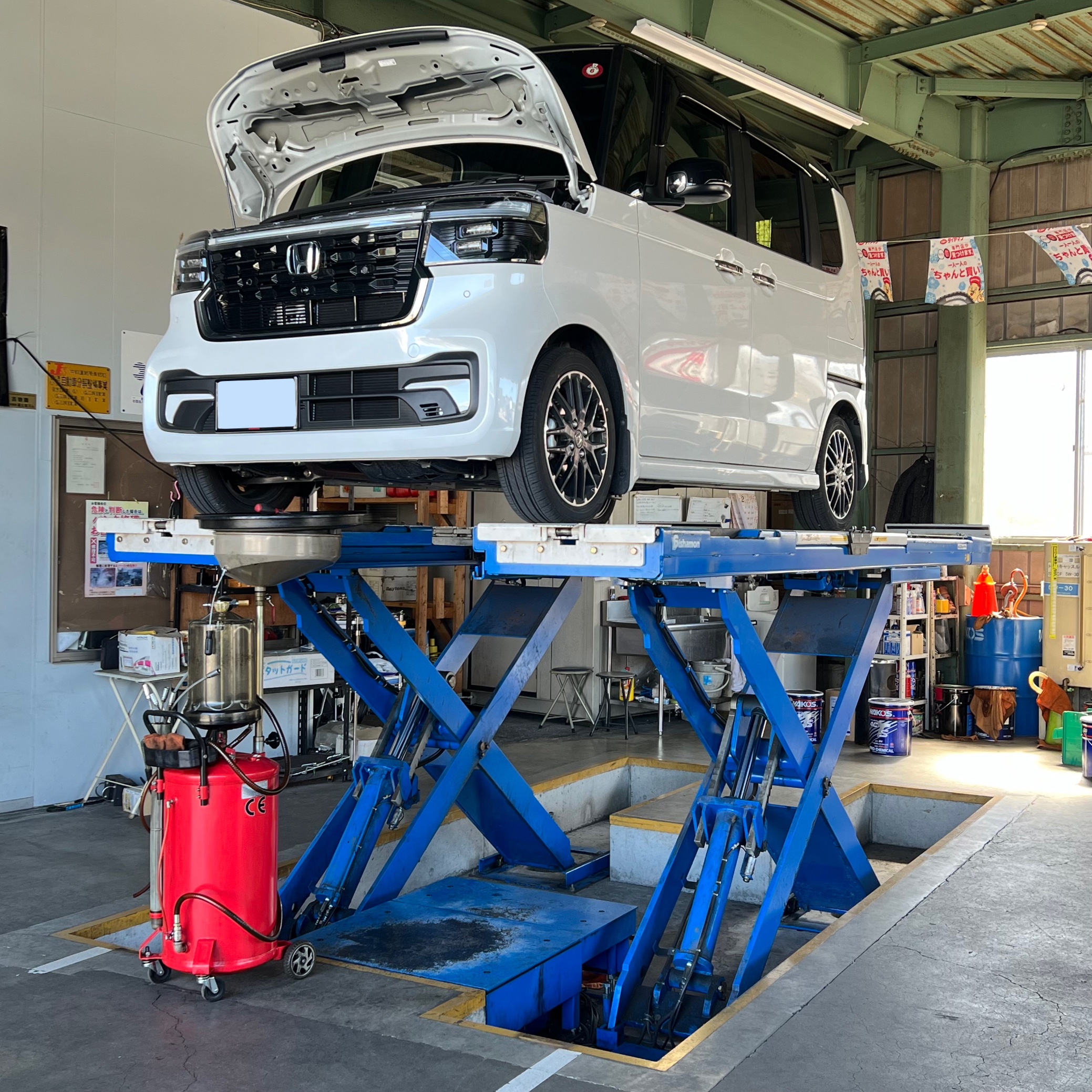 N-BOX カスタム　H28年　車検満タン N-BOX カスタム 低走行 車検ほぼ満タン ETC付き