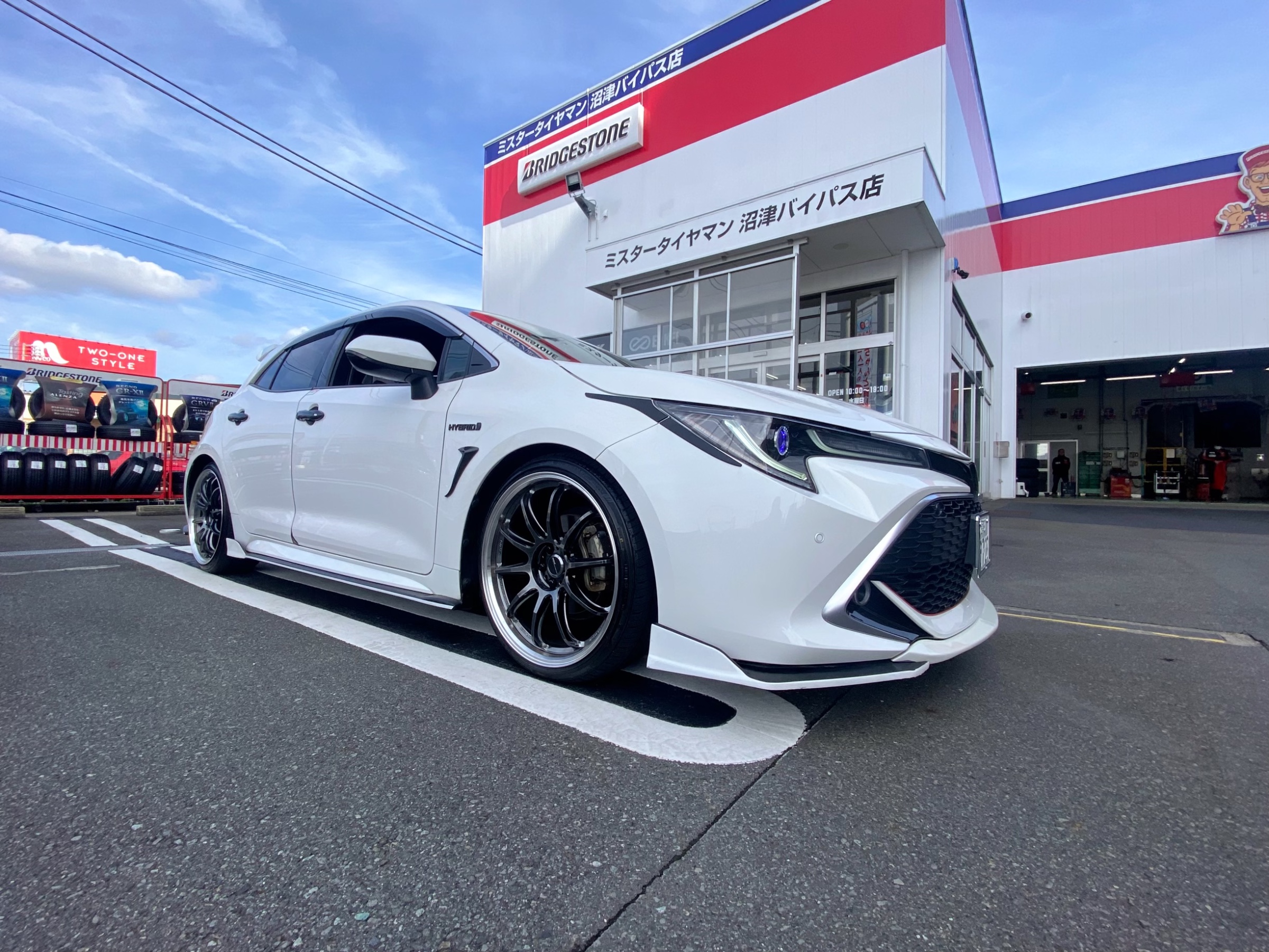 カローラスポーツ ホイール 1 最上級グレード装備品 新車外し】トヨタ カローラスポーツ G”Z