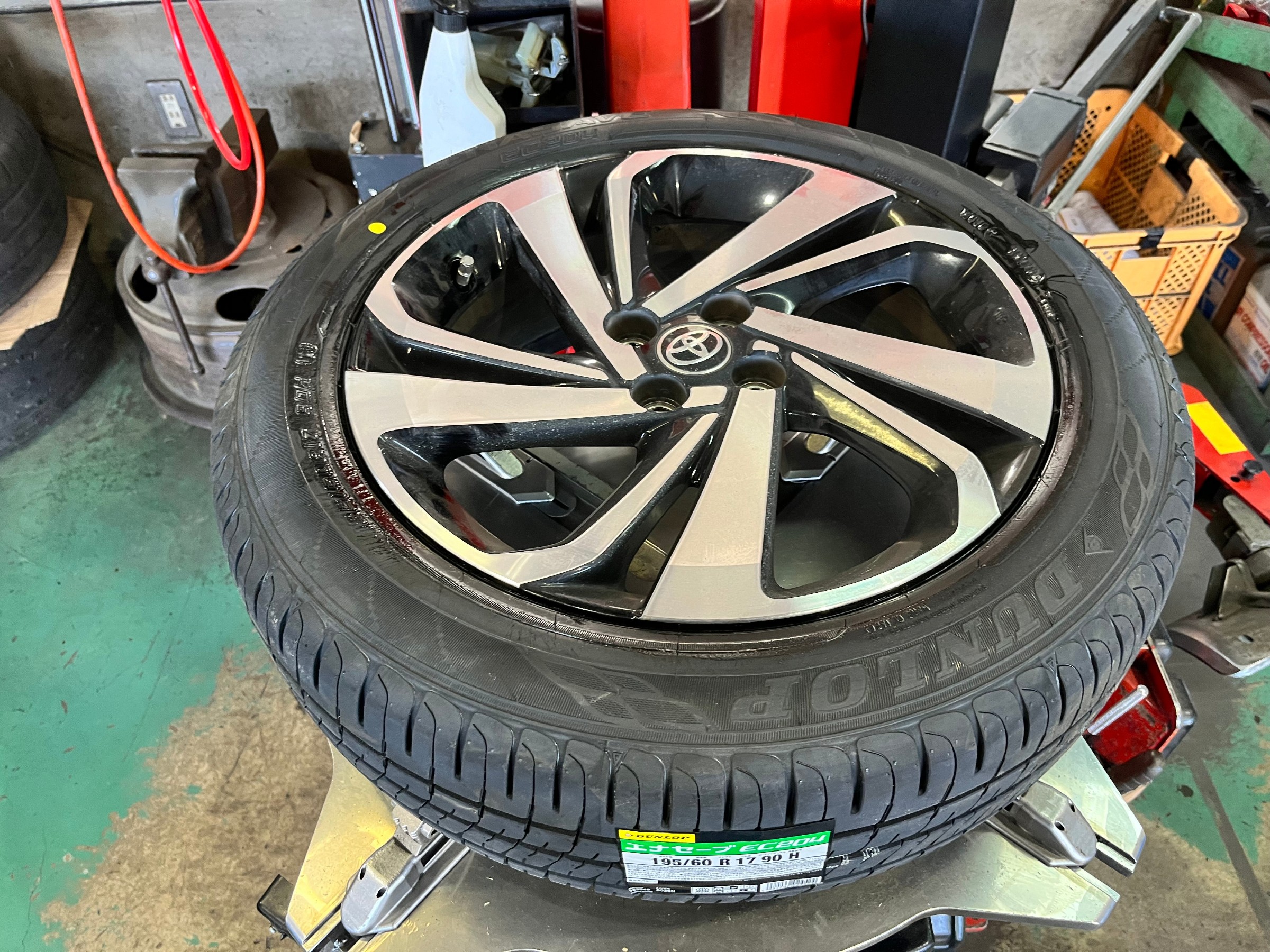 ☆トヨタ ライズ タイヤ交換☆ | トヨタ ライズ タイヤ タイヤ