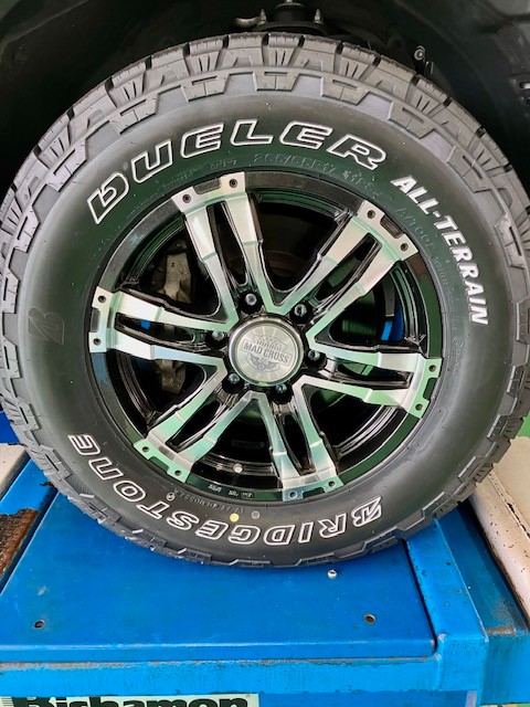 ランドクルーザー・プラドにデューラーA/T002を装着 | トヨタ