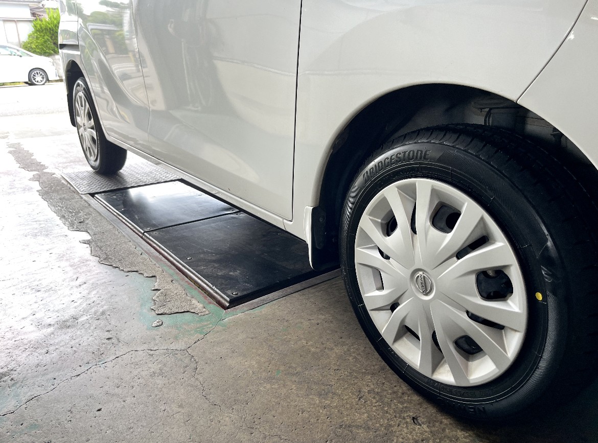 日産デイズルークス純正ホイールタイヤブリジストン① BRIDGESTONE タイヤ新品 日産 デイズルークス 純正 14*4.5J+46