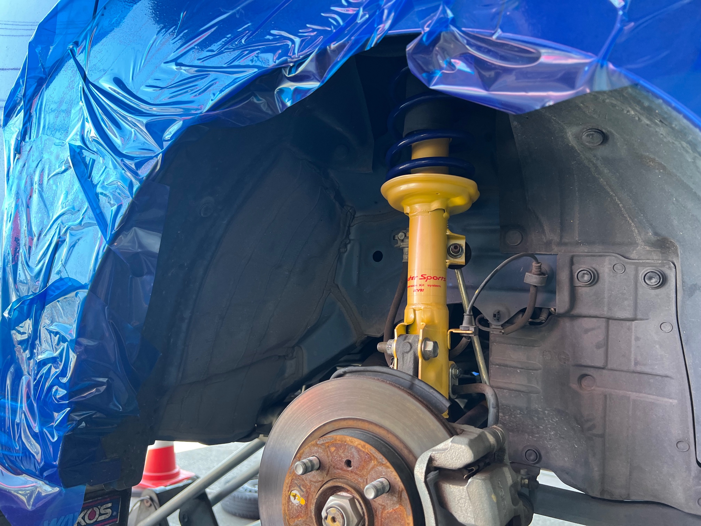 N-WGN にKYB ローファースポーツ装着 | ホンダ N-WGNカスタム その他