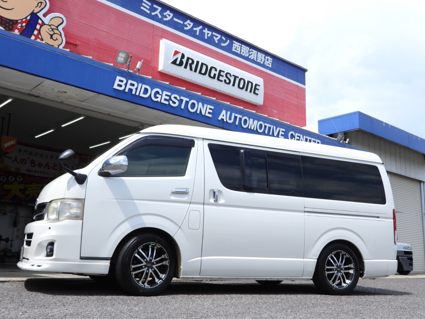 ハイエースマン様 Valenti ヴァレンティ 200系7型ハイエース LEDフォグ専用