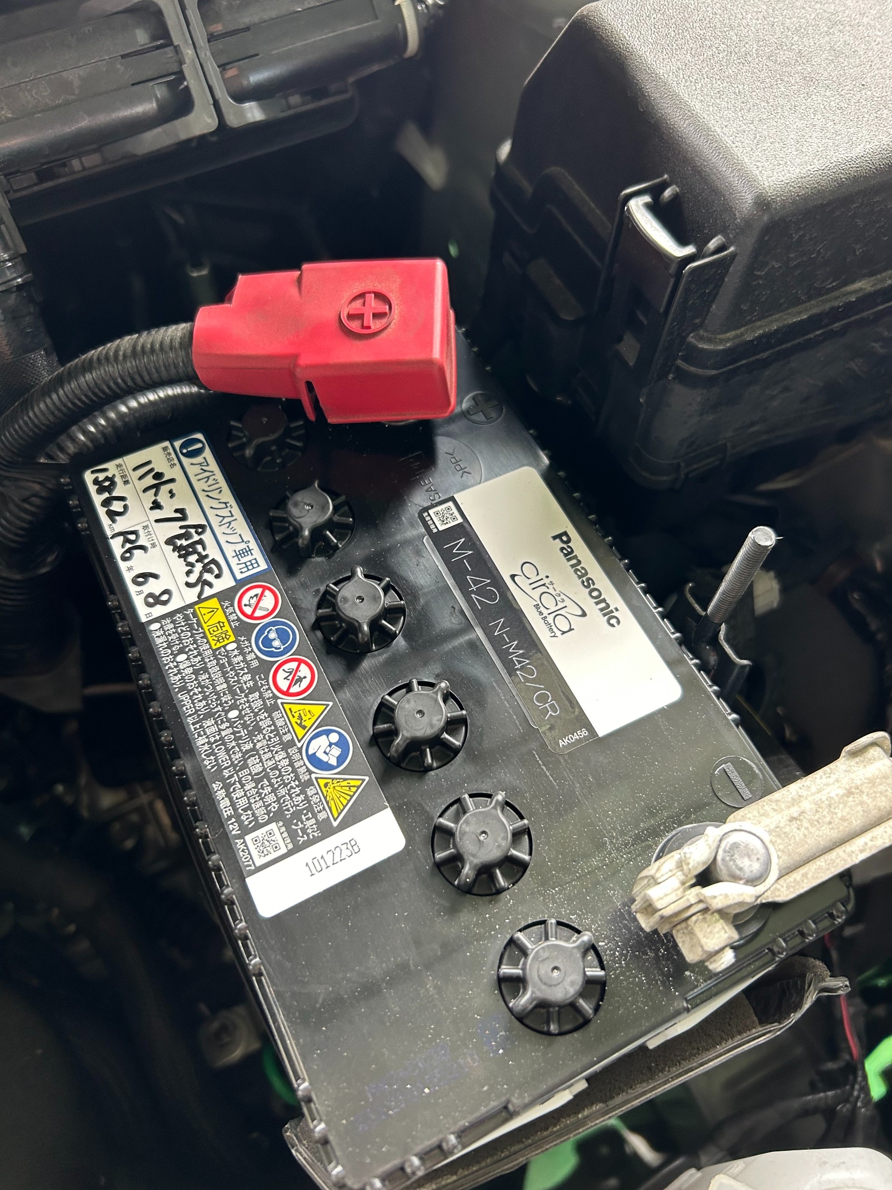 Panasonic M-42 アイドリングストップ専用バッテリーL Panasonic M-42